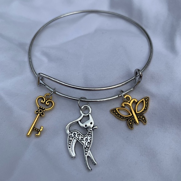 Brand New! Handmade! Adjustable Charm Bangle Bracelet! - Picture 2 of 4